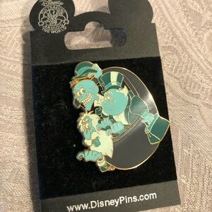 Disney DLR 2007 Haunted Mansion Hitchhiking Ghosts Pin - Ezra, Gus, and Phineas
